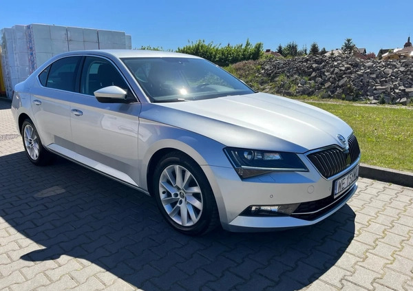 Skoda Superb cena 82900 przebieg: 125000, rok produkcji 2019 z Elbląg małe 436